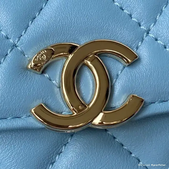 Hyper Peter CHANELUTCH CHAIN WITH CHANEL 0602